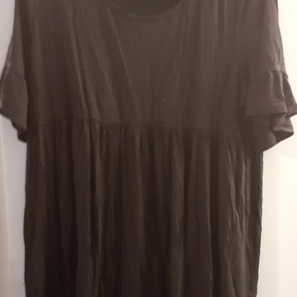 Zig Zag Stripe 2x black tiered shirt